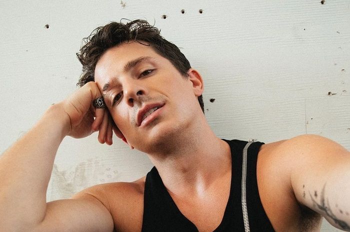 Charlie Puth Rilis Single Baru 'Lipstick', Video Musiknya Sexy dan Bikin Gerah!