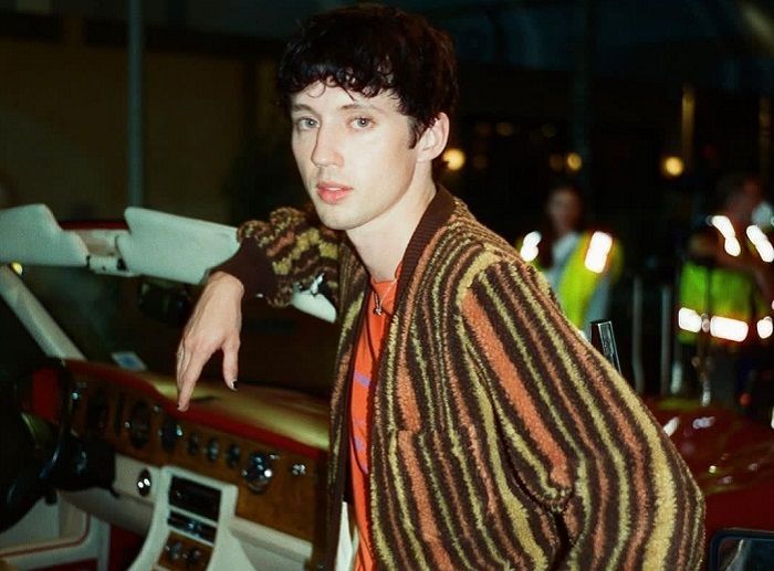 Syuting di Bangkok, Troye Sivan Bagikan Video Musik 'Got Me Started' yang Penuh Tarian Memukau