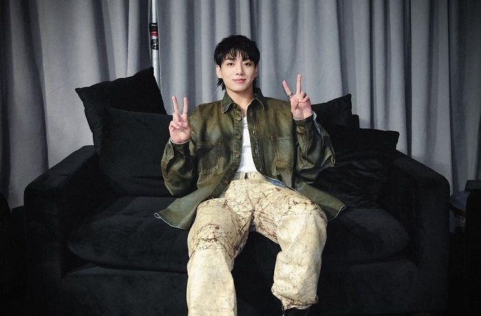 Sukses Kejutkan ARMY, Jungkook BTS Tampil Bareng Latto Bawakan 'Seven' di Global Citizen 2023