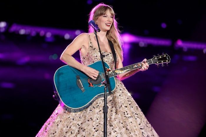 Tak Lekang oleh Waktu, Yuk Nostalgia 5 Lagu Lama Taylor Swift Ini
