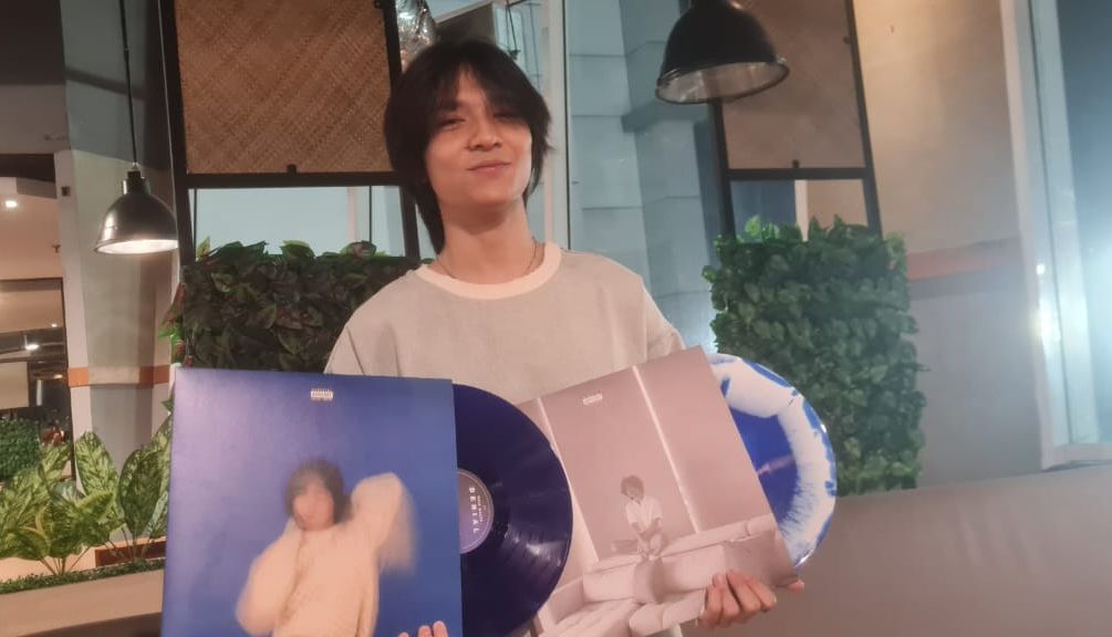 Sukses Dengan Album Digital dan Kaset, Weda Mauve Rilis Format Piringan Hitam