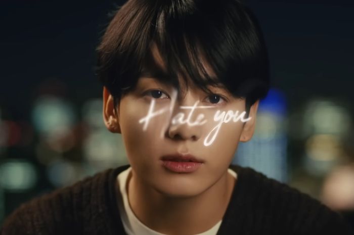 Jungkook BTS Tampil Penuh Emosional dalam Visualisasi untuk Lagu 