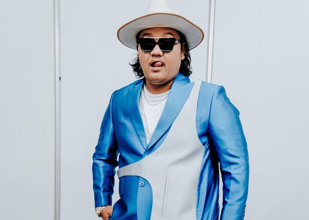 Curhat Pengalaman Pribadi Daru Ndarboy Genk Jadi Pengemudi Ojol Lewat Lagu 