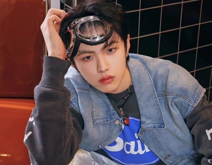 Dirumorkan Berpacaran dengan Sesama Pria, Fans tuntut Kim Gyurae FANTASY BOYS Keluar dari Grup.