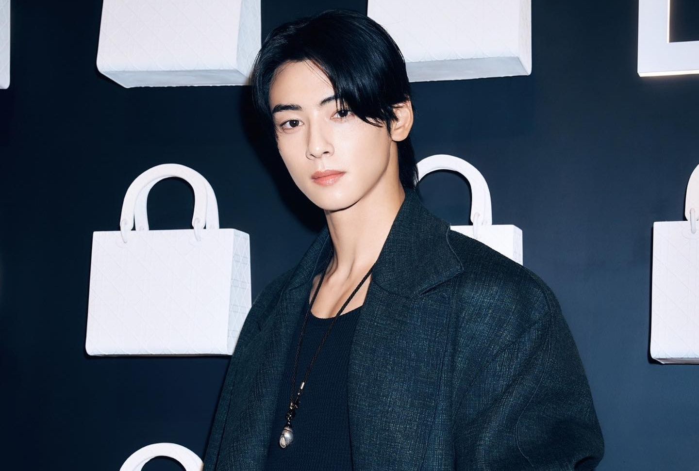 Cha Eun Woo ASTRO Siapkan Album Solo Pertamanya Setelah 8 Tahun