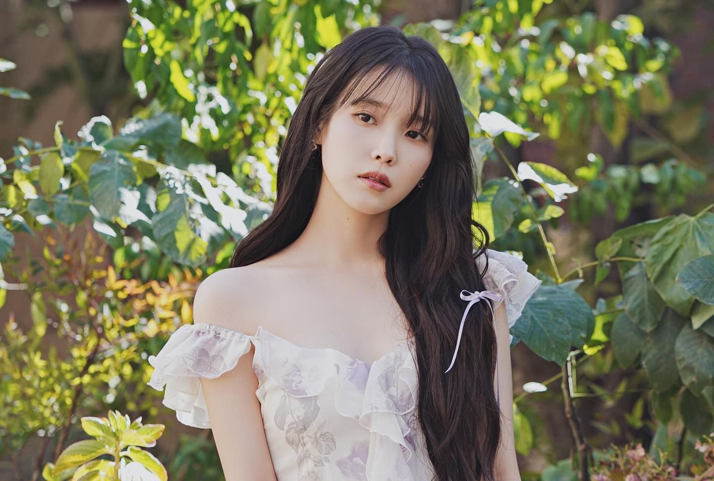 IU Luncurkan Single Pra-rilis 