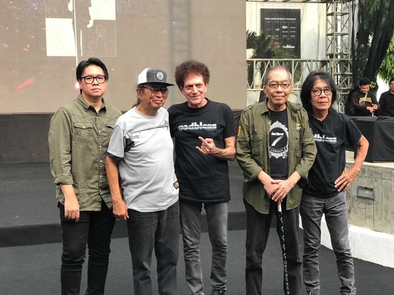 Gelar 'Pameran Retrospektif God Bless 50 Tahun', Ahmad Albar: Ada Alat Musik Hingga Mixer Kuno