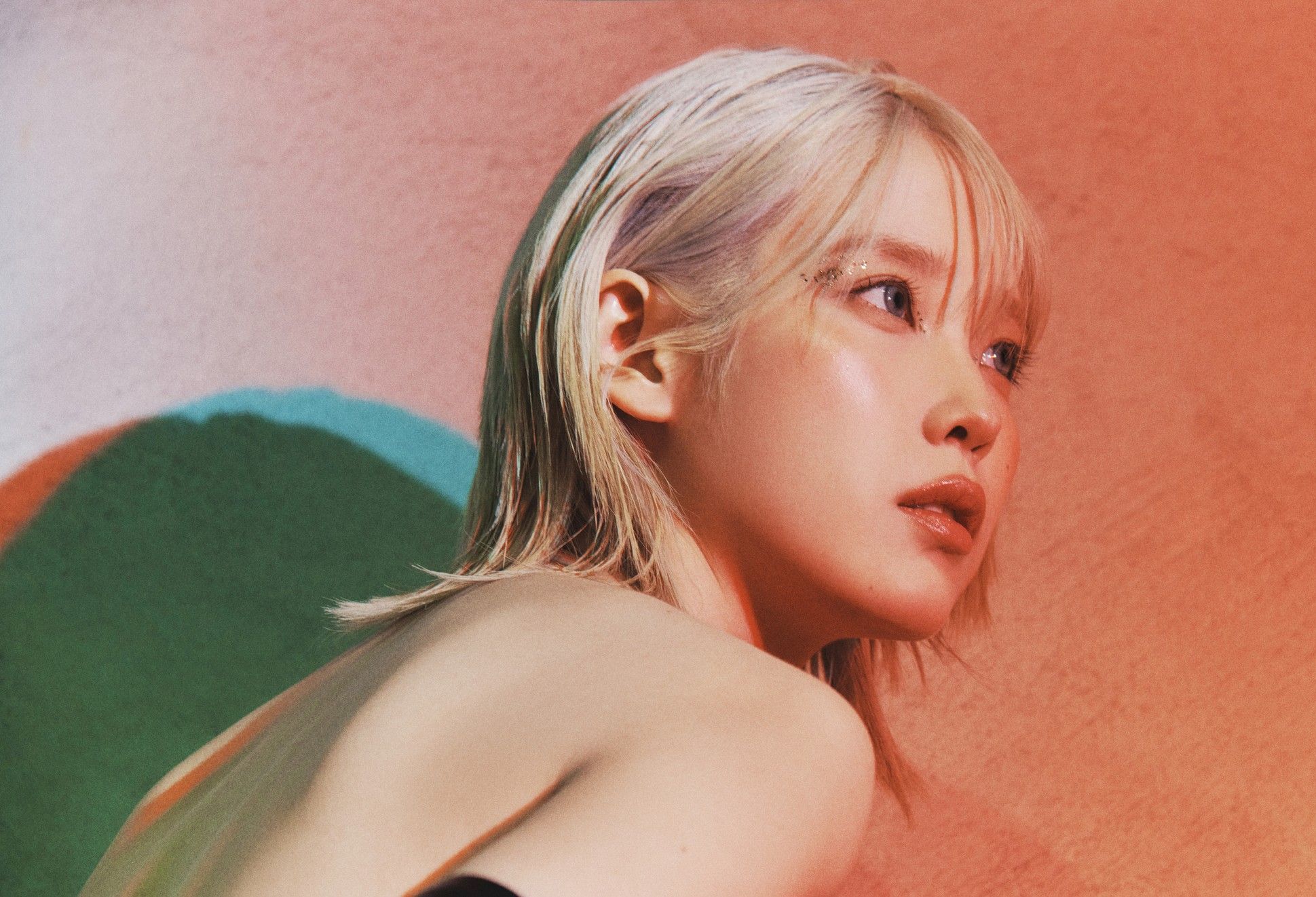 Bukan Sekedar Mekar seperti Bunga, IU Suarakan Kedewasaan dalam Album 'The Winning'