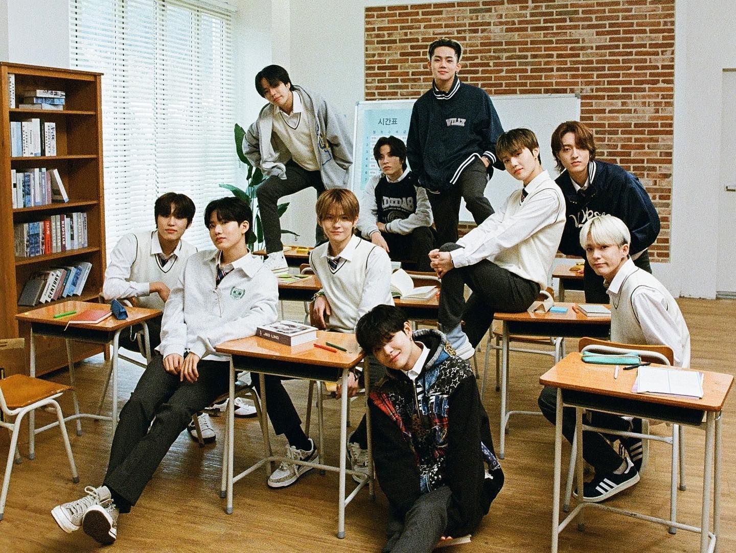 5 Idol Grup Kpop yang Punya 10 Member, Ada TREASURE sampai Golden Child
