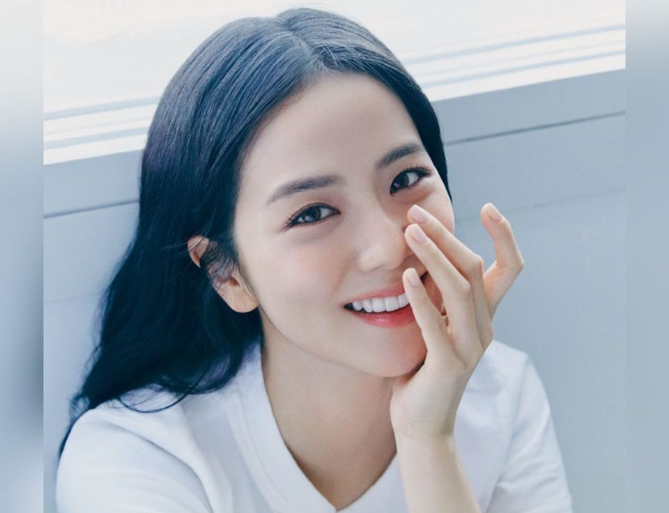 Jisoo BLACKPINK Resmi Dirikan Agensi Sendiri Diberi Nama BLISSOO
