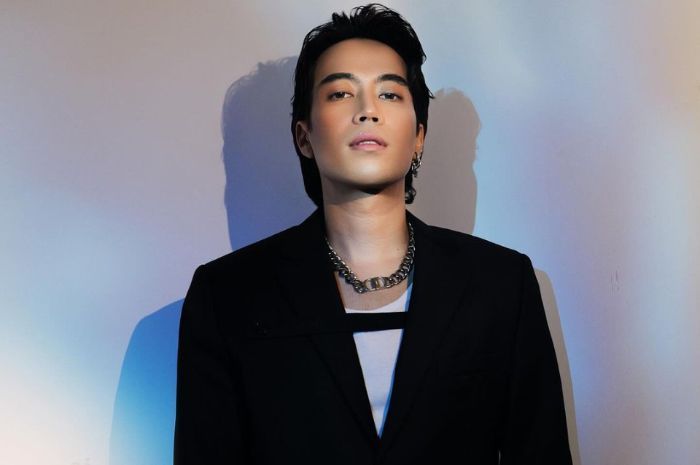 Vidi Aldiano Umumkan Kolaborasi dengan Member EXO Lay dan Lauv dalam Karya Terbarunya