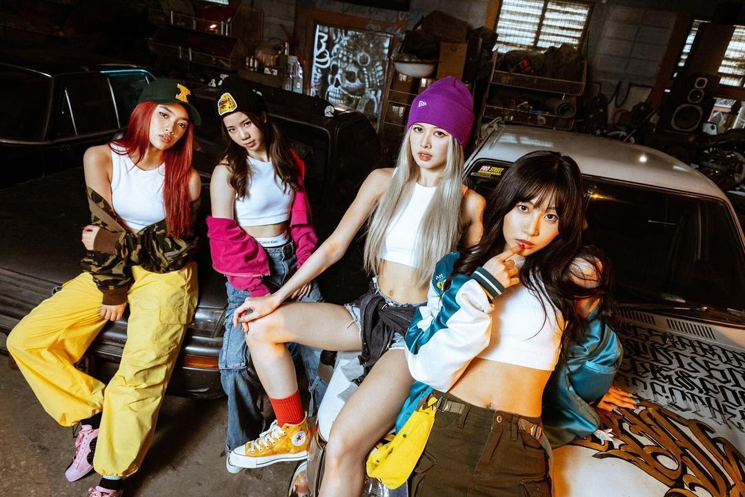 Unit Grup AKB48 Internasional QUADLIPS akan Merilis Single Kedua Mei Mendatang, Ada Feni JKT48 hingga Member MNL48