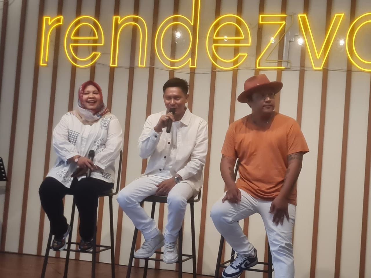 Komitmen Posan Tobing Wujudkan Impian Penyanyi Jimmy Nazwar Rao Melalui Karya Hebat