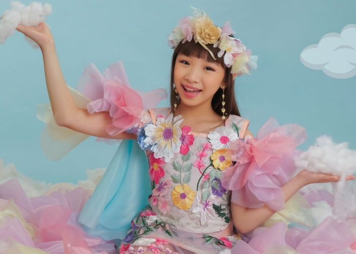 Hidupkan Kembali Lagu Anak-anak, Penyayi Cilik Berbakat Etenia Croft Rilis Single Berjudul 'Sahabat'