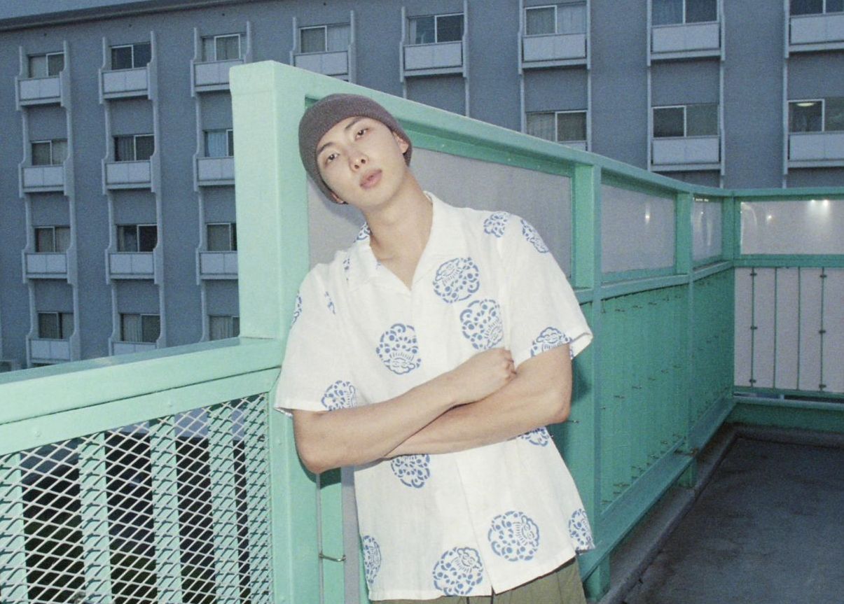 RM BTS Tampilkan Semangat Bebasnya dalam MV Baru 