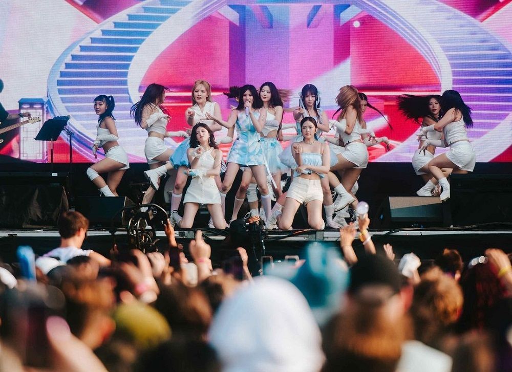 IVE Tampil Perdana di Festival Lollapalooza 2024, Dapat Pujian karena Nyanyi Live dan Improve di Atas Panggung