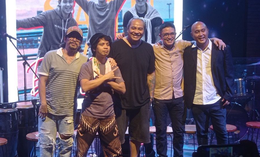 ''Hadeuh”, Single Baru Band OmOm: Ekspresi Kekecewaan Bapak-bapak