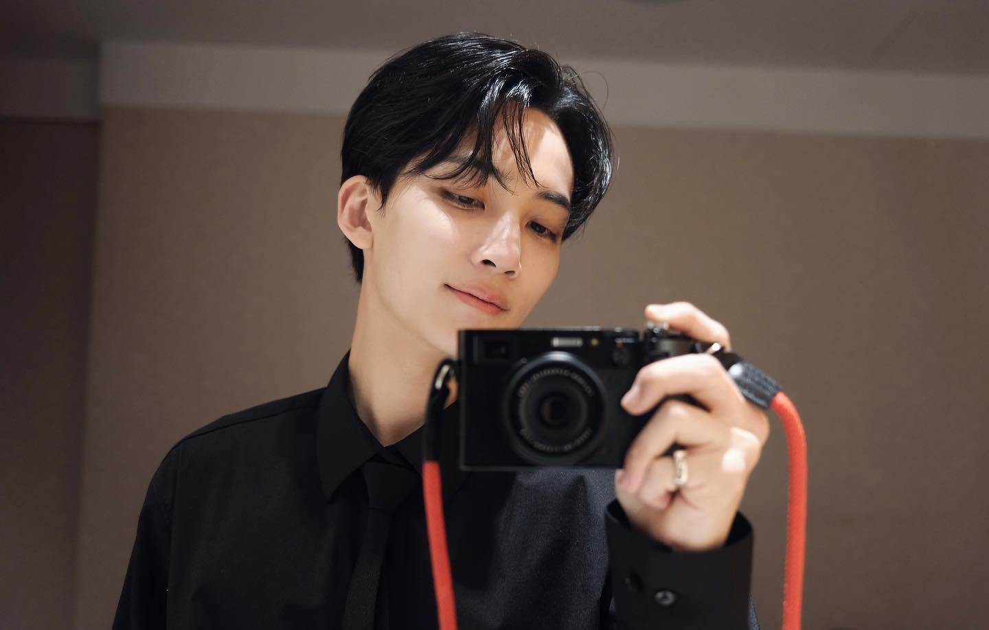 Pledis Entertainment Umumkan Jeonghan SEVENTEEN Wajib Militer Mulai 26 September 2024