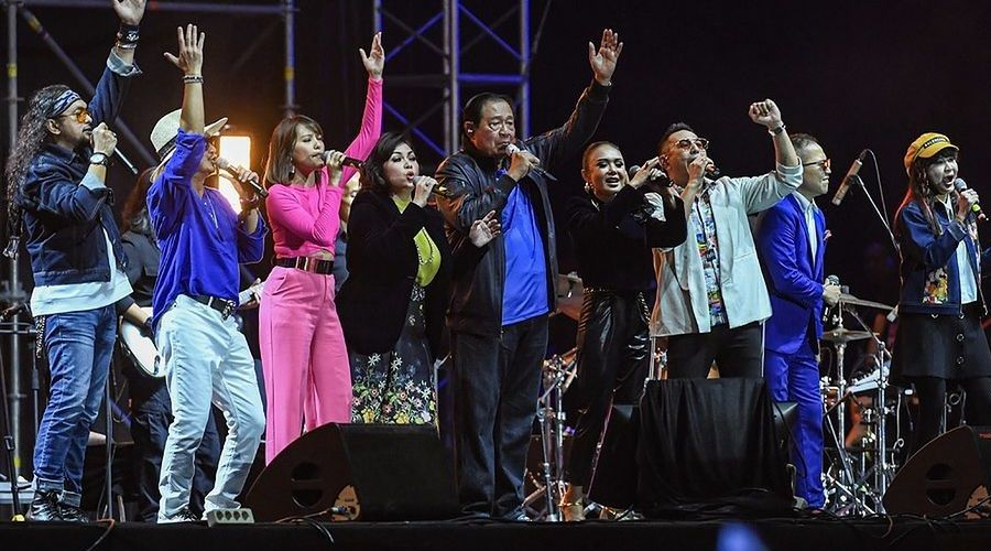  Tampil di Pestapora 2024, Mantan Presiden SBY Cover Lagu Coldplay dan Tipe-X Bareng Yuni Shara dkk