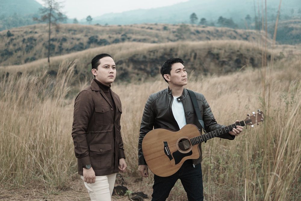 Terinspirasi dari Perjuangan Hidup, Ifan Seventeen dan Rizky Irmansyah Rilis Single 'Pernah Disana'