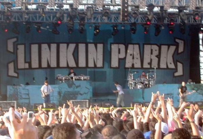 Flashback Konser 20 Tahun Lalu, Perdana Linkin Park Gelar Konser di Indonesia: Awal Perjalanan Menuju 'From Zero World Tour'  2025