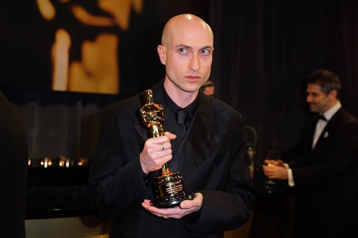 Komposer Daniel Blumberg Raih Penghargaan Oscar Kategori Best Original Score Lewat Film The Brutalist
