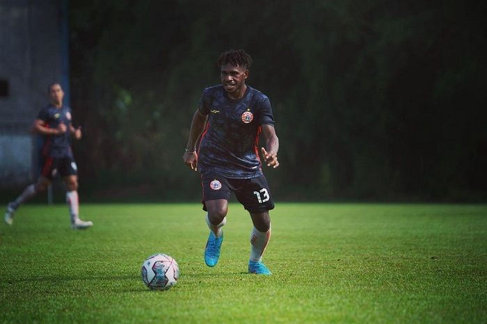 Baru 3 Bulan Aboard ke Eropa, Bek Muda Persija Ini Putuskan 'Pulang Kampung'