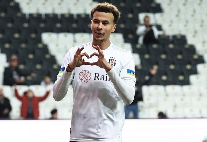 Dele Alli Curhat Kisah Pilu Masa Kecilnya, Dilecehkan hingga Digantung di Jembatan pada Usia 8 Tahun