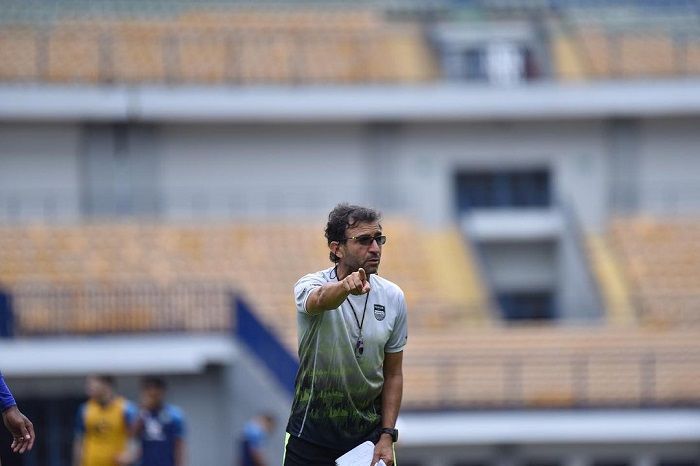 Luis Milla Jadi Pelatih Pertama Liga 1 yang Hengkang, Siapa Selanjutnya?