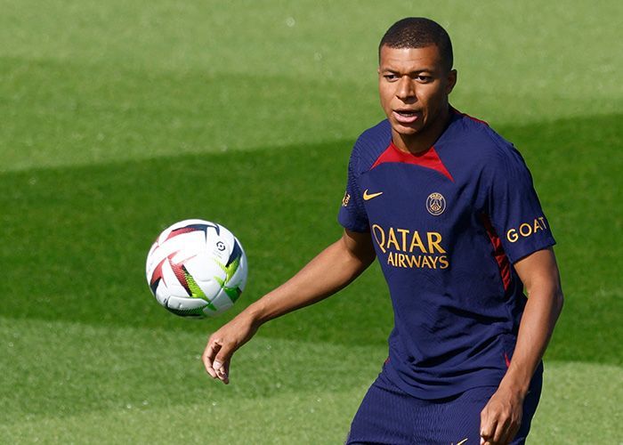 Mbappe Tolak Tawaran Gaji 'Gila' dari Al-Hilal, dan Pilih Gak Main Semusim!