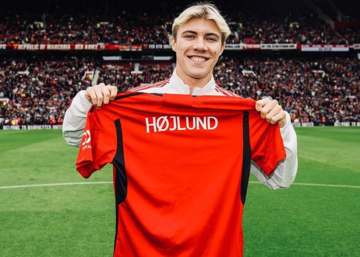 Nomor Punggung Rasmus Hojlund Belum Didaftarkan ke Premier League, Ini Penjelasan Manchester United
