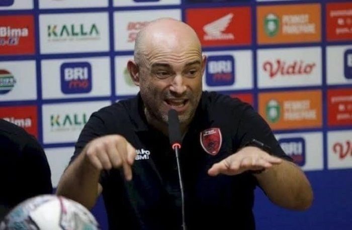 Kalah dari Bali United, Pelatih PSM Makassar Sebut Wasit Tebang Pilih