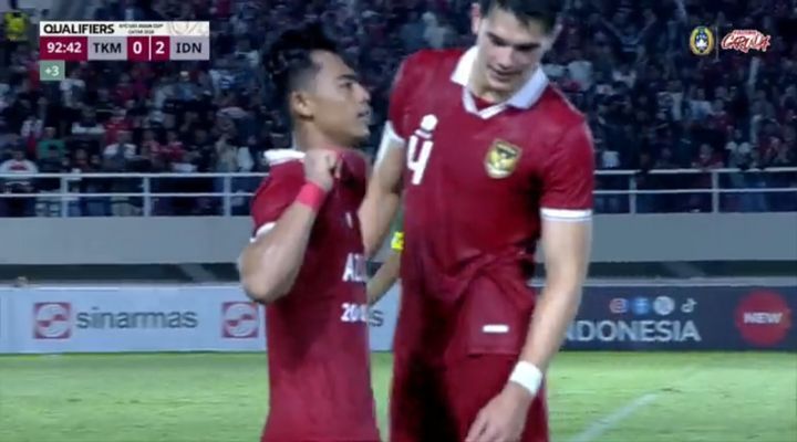 Pratama Arhan Selebrasi Bucin, Elkan Baggott pun Penasaran Sampai Ngintip!