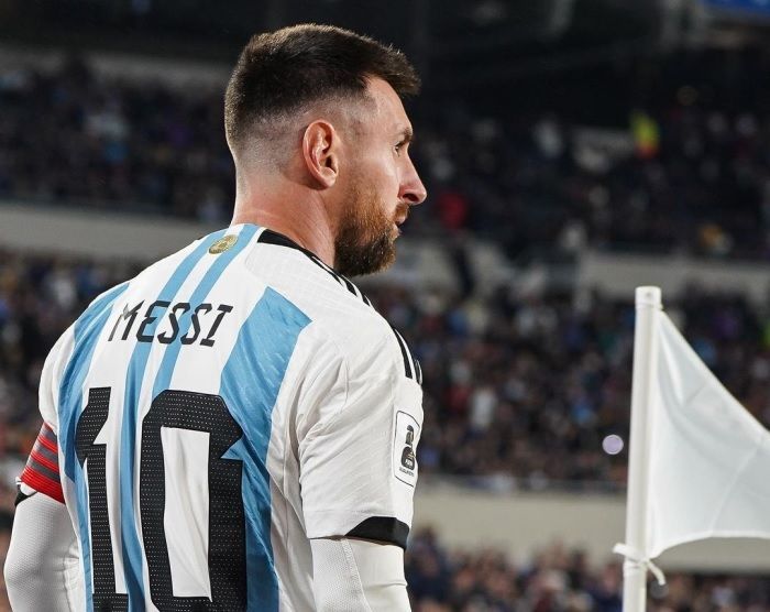 Diludahi oleh Pemain Paraguay, Lionel Messi: Dia Hanya Ingin Pansos sama Saya!