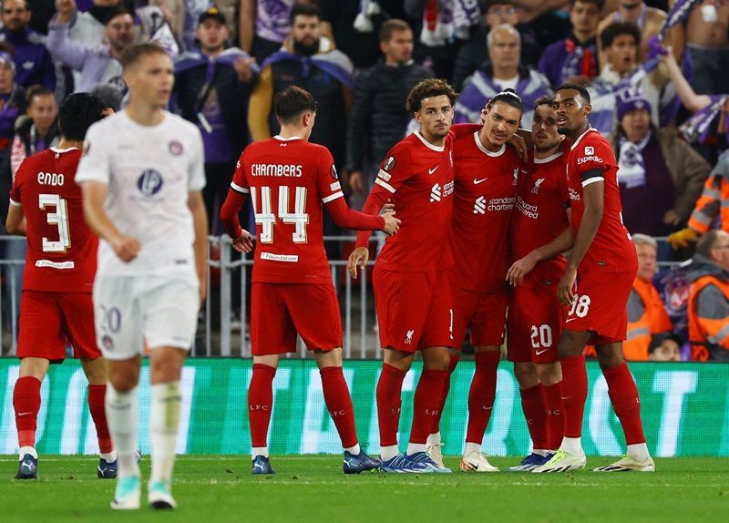 Liverpool Pesta Gol di Liga Eropa 2023/2024: Santai Dulu Gak Sih!