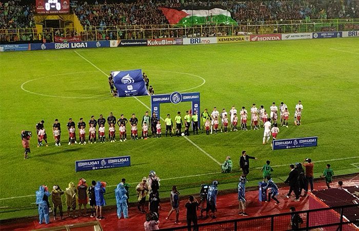 Suporter Liga 1 dan Liga 2 Kompak Beri Dukungan untuk Palestina