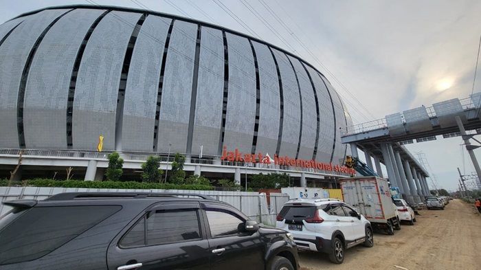 Wow!! Sekali Parkir di Luar JIS Bayar Rp50 ribu