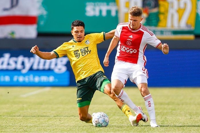 Bintang Klub Liga Belanda Ini Bakal Jadi Pemain Naturalisasi Berikutnya?