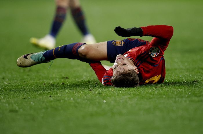 Bocil ‘Grasak-grusuk’ Barcelona Alami Cedera, Kemungkinan Absen di Euro 2024 dan Olimpiade