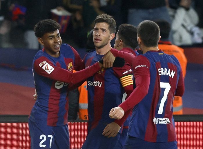 Laga Berjalan Sengit, Barcelona Berhasil Menang Dramatis atas Almeria