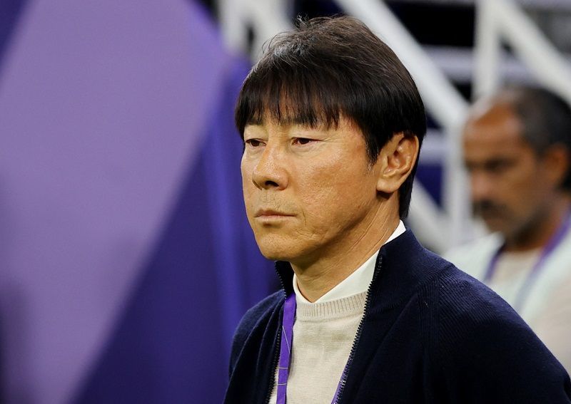 Badai Cedera dan Demam Melanda Timnas Indonesia: Shin Tae-yong Tetap Optimis Hadapi Vietnam