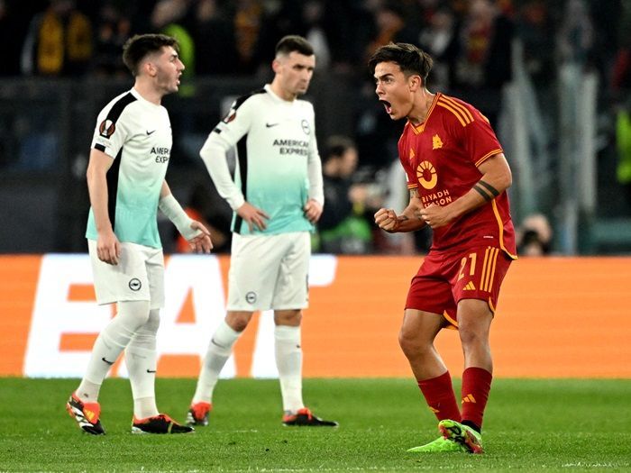 Roma Pesta Gol, Hancurkan Brighton di 16 Besar Europa League dengan Skor 4-0