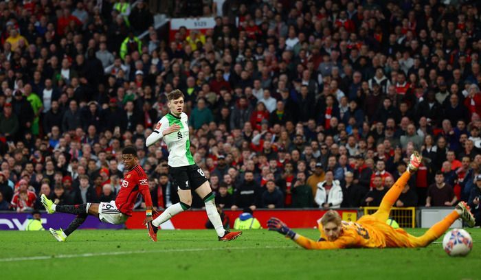 Fakta Menarik Amad Diallo di Laga MU vs Liverpool: Puasa, Gol Kemenangan dan Kartu Merah