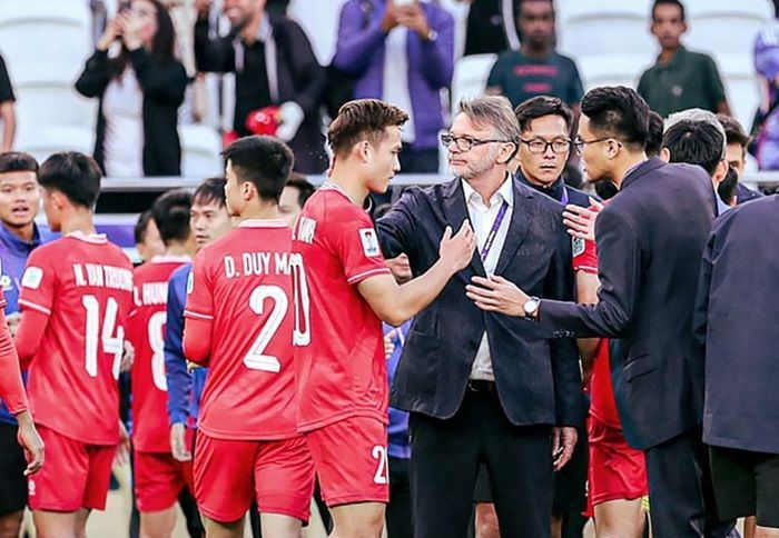 Federasi Sepak Bola Vietnam Pecat Philippe Troussier usai Dibantai Indonesia