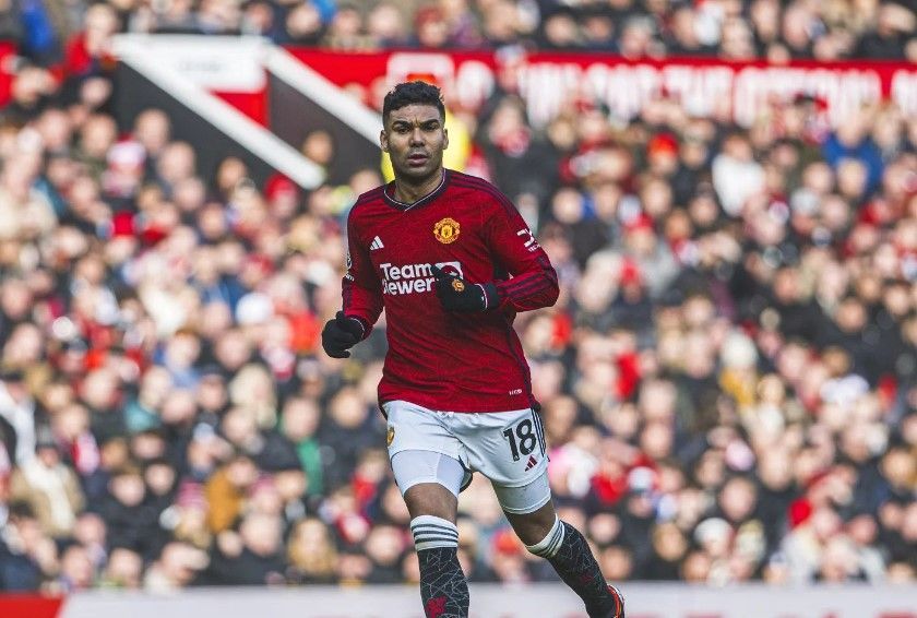 Performa Bapuk MU Bikin Casemiro Susah Tidur