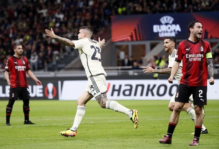 Roma Kalahkan Milan dengan Skor Tipis 1-0 di Liga Eropa UEFA