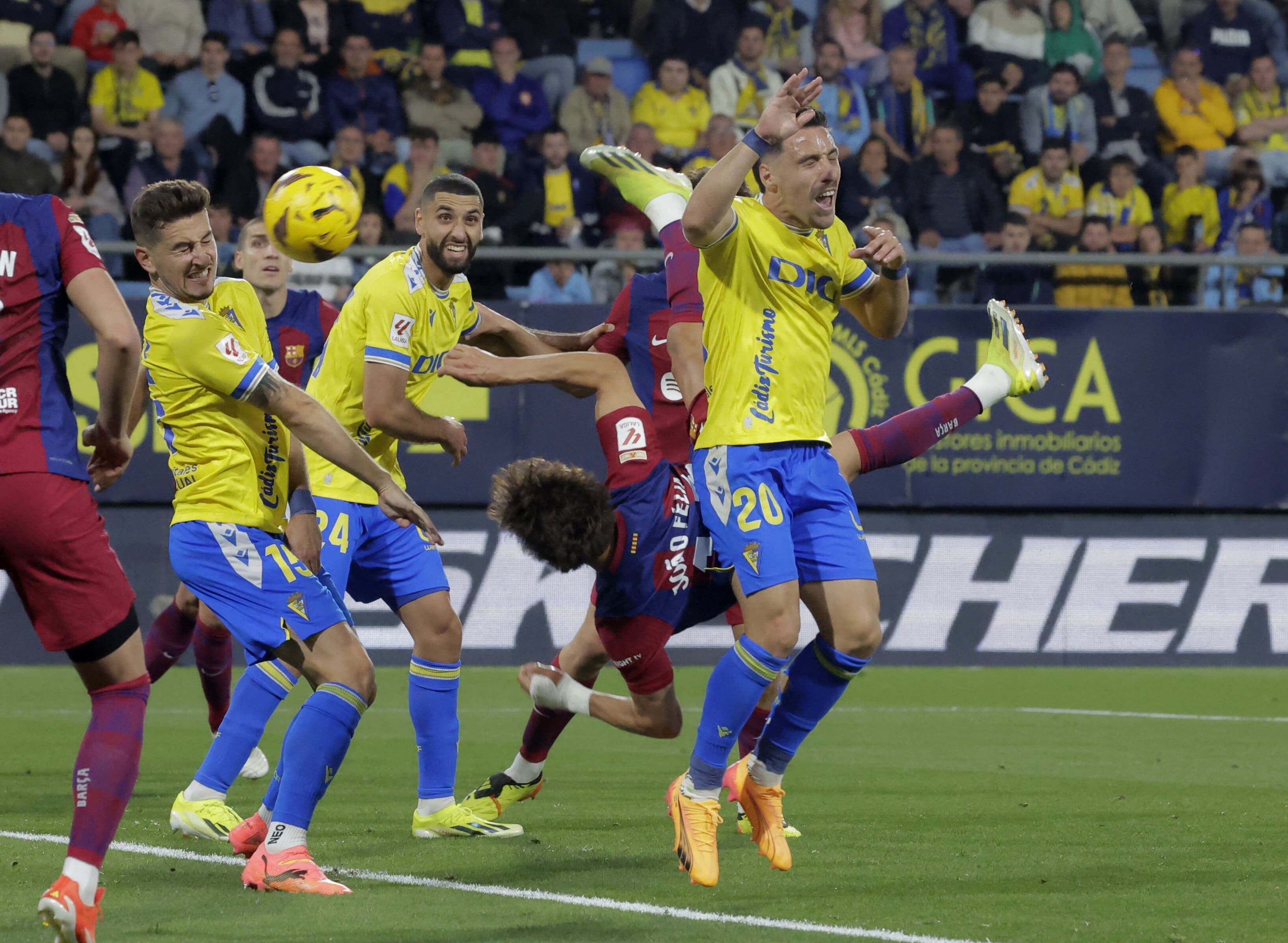 Cadiz vs Barcelona, Kemenangan Dramatis dengan Gol dari Joao Felix