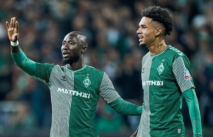 Kabur saat Pertandingan Belum Selesai, Eks Pemain Liverpool Ini Langsung Dicoret dari Tim dan Terancam Diputus Kontraknya