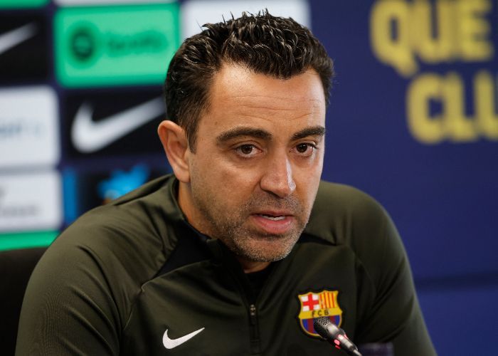 Gak Jadi Mundur, Xavi Putuskan Bertahan di Barcelona: Bukan karena Duit!