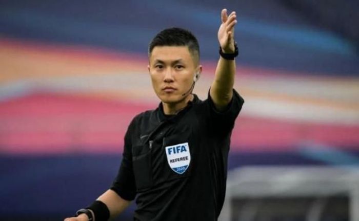 Deretan Kontroversial Wasit Shen Yinhao yang Pimpin Semifinal Timnas Indonesia U23 vs Uzbekistan